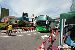 長榮罷工》罷工不到24小時 近半數長榮會員繳回證件