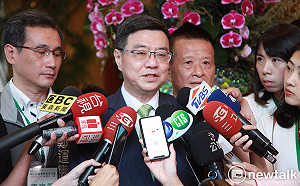 約蔡壁如聊蔡柯配？卓榮泰否認：「竹篙湊菜刀」亂拼