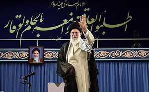 川普制裁哈米尼斷核武財源  鎖伊朗數十億美元資金