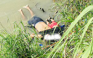 心碎照片！薩爾瓦多父抱2歲女偷渡越河  緊擁溺斃