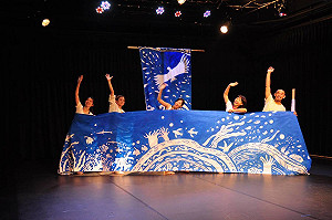 跟著大魚踩街、賞異國表演  6/29老鷹嘉年華炫麗登場