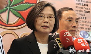 廣告時間都是郭台銘  蔡英文酸：花了不少錢