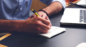 年輕爸工作剛錄取隔天就請假！　老闆決定萬人淚讚