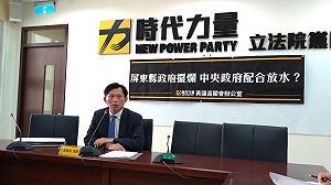 緊咬樂樂養雞場違法   黃國昌批：屏東縣政府擺爛