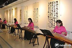 興文翰墨─興大中文系友師生書法展  南投文化局展至7月10日