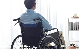 帕金森氏症福音！清大全球最小AI神經晶片加入醫學研究