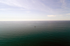 突尼西亞難民船意外只救到4人  82人沉沒茫茫大海