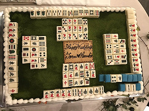 婚禮特製超逼真「麻將蛋糕」　客人笑翻：史上最難切