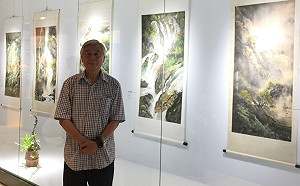 黑手畫家黃茂松個展  中友時尚藝廊展出「心淨 心境」