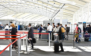 全球首例！加拿大試辦無紙化旅行  手機變身護照