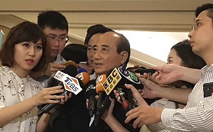 附和郭董「第三勢力」？ 王金平：只能說尊重