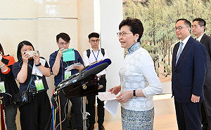 林鄭被指壞了習近平一國兩制  最慢明年9月走人