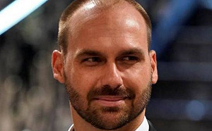 不避嫌！巴西極右派總統想找兒子當駐美大使