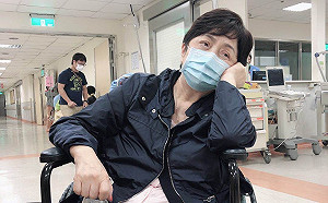 甄珍嘔吐不適急診 高市新聞局：太過勞累所致 已出院無大礙