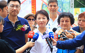 縣市首長搶邀陳時中拚觀光！  盧秀燕曝：週日下午到台中