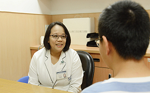 孩子狂玩手機？心理師警告：當心是家長看不見的心理危機