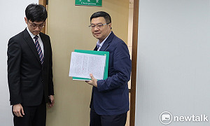 柯P指「大家智商都超過70」 卓榮泰反擊：要做事而不是鬥智