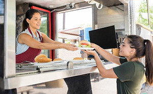 來無影去無蹤！行動餐車真能吃的安心？