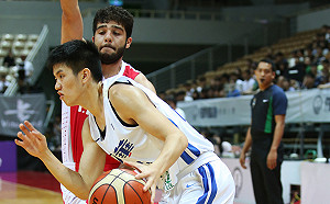 瓊斯盃／林庭謙霸氣灌籃砍18分　中華白逆轉印尼收第2勝