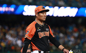 中華職棒／辭教頭後首露面　黃甘霖「溢赤酸」好多了