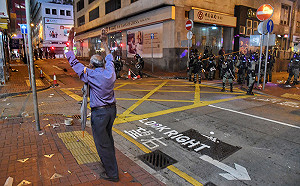 示威者呼喊時代革命！反送中遍地開花：光復香港