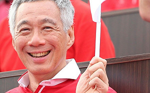 新加坡擁抱中國燙到手 謝金河:李顯龍夫婦押寶中國替未來增添變數