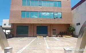 泳裝大廠思薇爾驚傳倒閉 桃市勞動局訪視大門緊閉