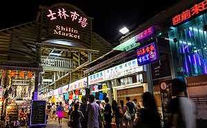北市夜市微解封 柯文哲:不吃飯、不拿下口罩優先 減量降載