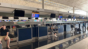 港三罷陸空啟動！網友爆：機場已死  地鐵多站誤點