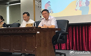 柯「獅子」跟郭「老虎」共存？柯P：在非洲就共存 哪有問題？