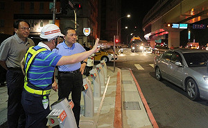 夜間突襲檢查道路刨鋪 侯友宜：安全維護是施工第一要務