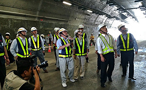 蘇貞昌視察蘇花改仁水隧道 加碼送出觀光紅包