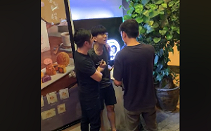 買雷射筆也犯法？  港浸大學生會長遭濫捕過程全都錄