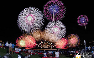 60分鐘水上煙火絕無冷場　琵琶湖花火大會現場直擊