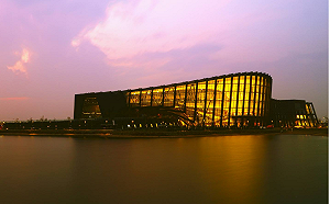 國慶連假故宮南院湧入萬人  觀賞蒙古騎射摔角