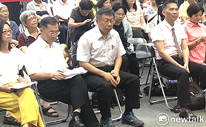 綠要求針對公股董座募款破億道歉 柯P酸：玻璃心一大堆