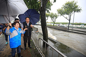 暴雨炸台中多處低窪地區積水 市府緊急啟動應變小組
