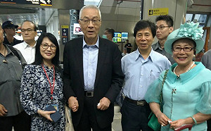 請郝龍斌2度與郭台銘溝通　吳敦義：團結是我們唯一期待