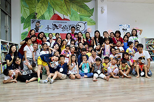 南市圖創夜宿市圖活動 小小偵探家出沒書堆