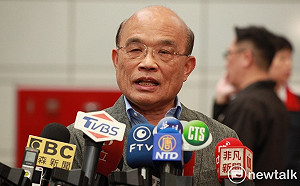 麥克風故障牽拖民進黨動手腳 蘇貞昌：韓國瑜還停在戒嚴時期