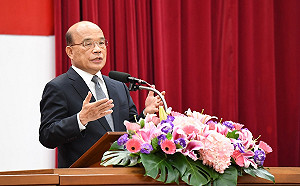 麥克風沒聲牽拖民進黨？蘇貞昌：韓國瑜還停留在戒嚴心態