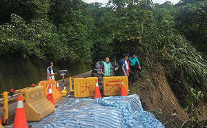 連日豪雨多處山區道路崩塌 中市緊急搶修