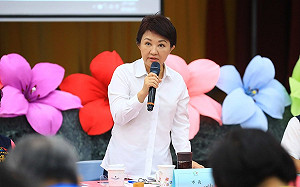 回應蔡英文  盧秀燕：要多檢討自己，不要檢討人民