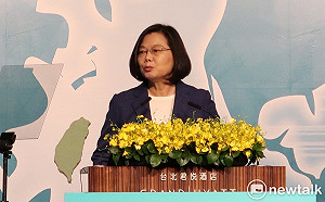 蔡英文：香港例子證明民主與獨裁勢不兩立