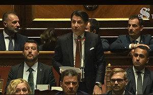 義大利總理請辭  當眾痛罵極右派副總理搞垮聯合政府