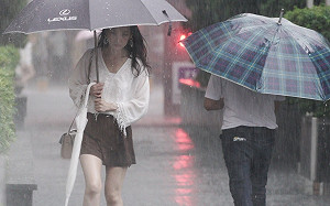 快訊》中央發佈災防訊息！午後對流旺盛 雙北慎防大雷雨