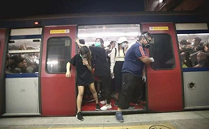 免費提供「暴徒專列」讓示威者散場 港鐵遭中國媒體譴責