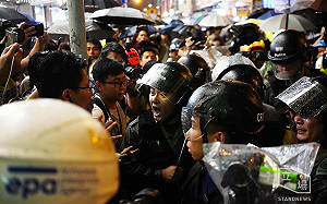 反送中》荃葵青遊行爆衝突8人受傷送醫 港警高層承認有開槍