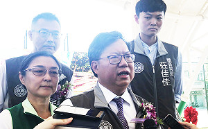 信任度滿意度居六都之首　 鄭文燦：全力以赴把市政做好