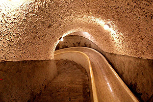 揭「滑梯道」神秘面紗！圓山飯店密道9/1起開放參觀